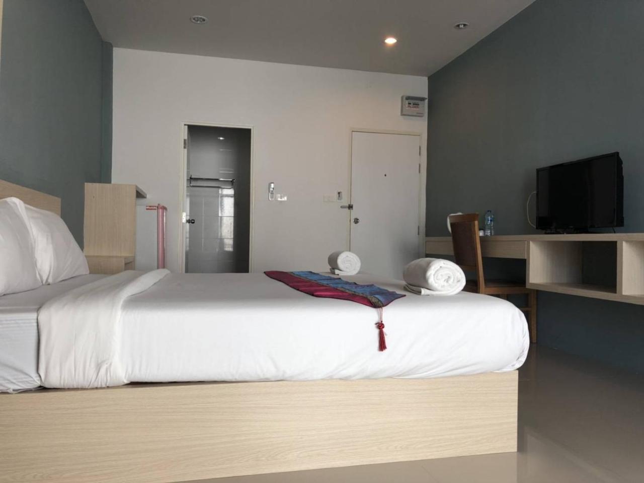 Khao Oat Airport Hotell Nai Yang Beach Eksteriør bilde