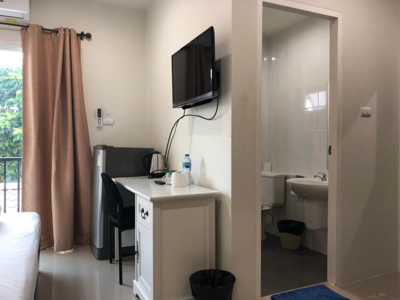 Khao Oat Airport Hotell Nai Yang Beach Eksteriør bilde
