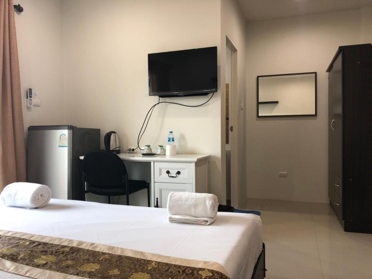 Khao Oat Airport Hotell Nai Yang Beach Eksteriør bilde